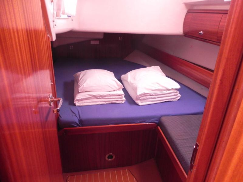 Book yachts online - sailboat - Bavaria 49 - Gaja - rent