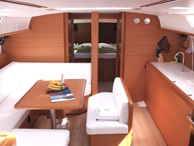 Book yachts online - sailboat - Sun Odyssey 479 - Athena - rent