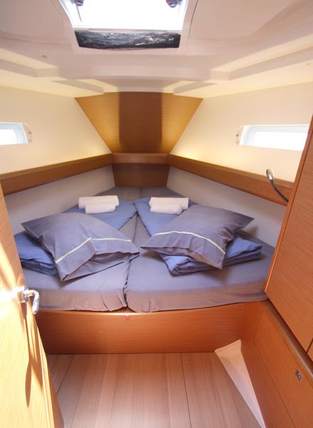 Book yachts online - sailboat - Sun Odyssey 449 - Kronos - rent