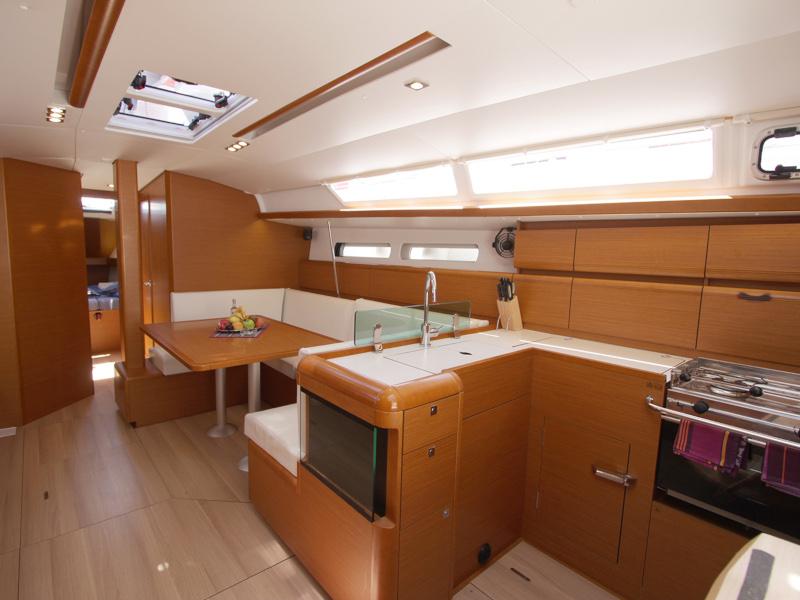 Book yachts online - sailboat - Sun Odyssey 449 - Kronos - rent