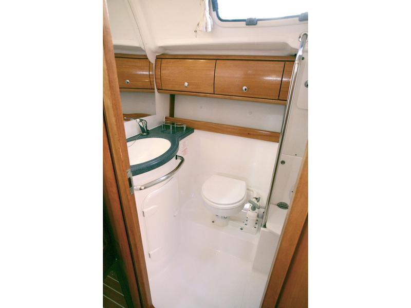 Book yachts online - sailboat - Bavaria 42 Cruiser - Iraklis - rent