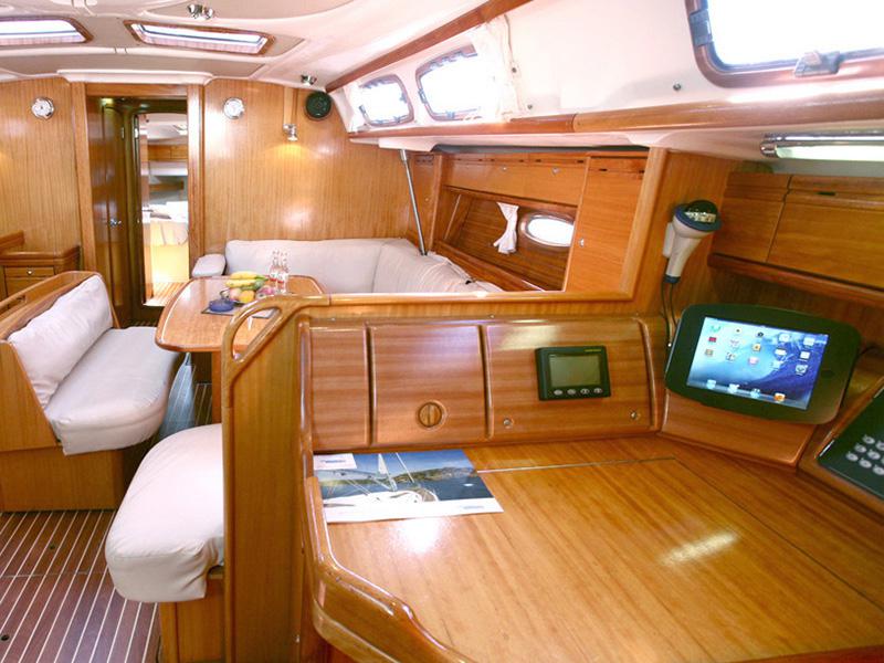 Book yachts online - sailboat - Bavaria 46 Cruiser - Aiolos - rent