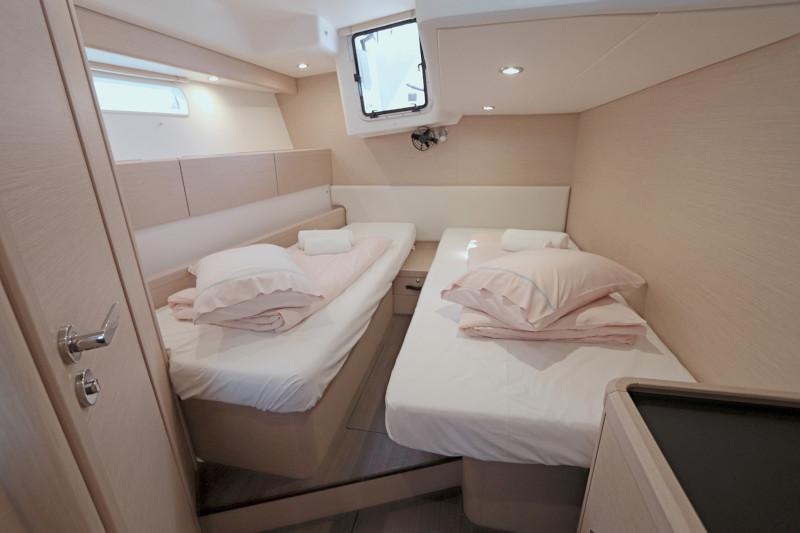 Book yachts online - sailboat - Jeanneau 58 - Atlas - rent