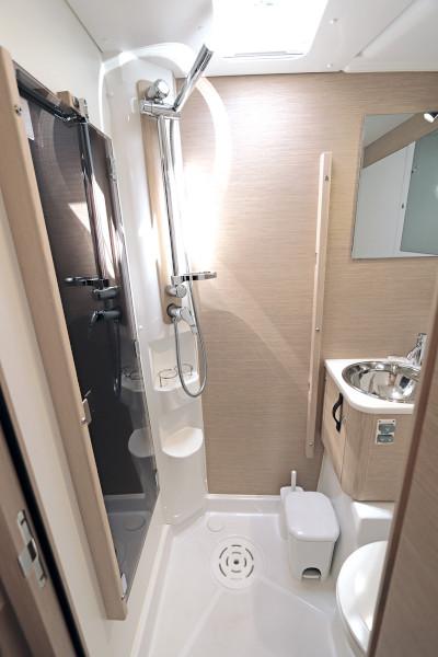 Book yachts online - sailboat - Jeanneau 58 - Atlas - rent