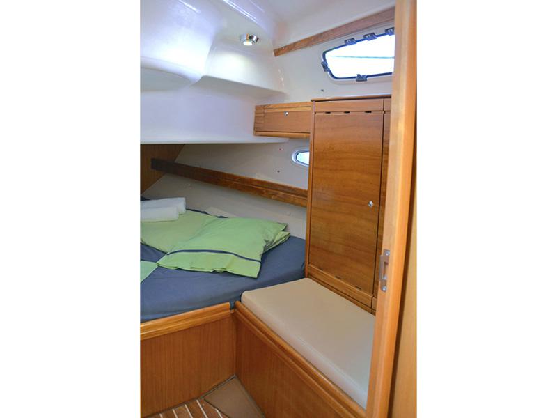 Book yachts online - sailboat - Bavaria 39 Cruiser - Ira - rent