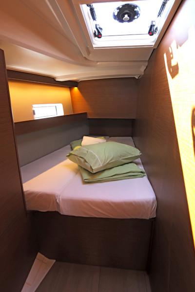 Book yachts online - sailboat - Sun Odyssey 490 - Avra - rent