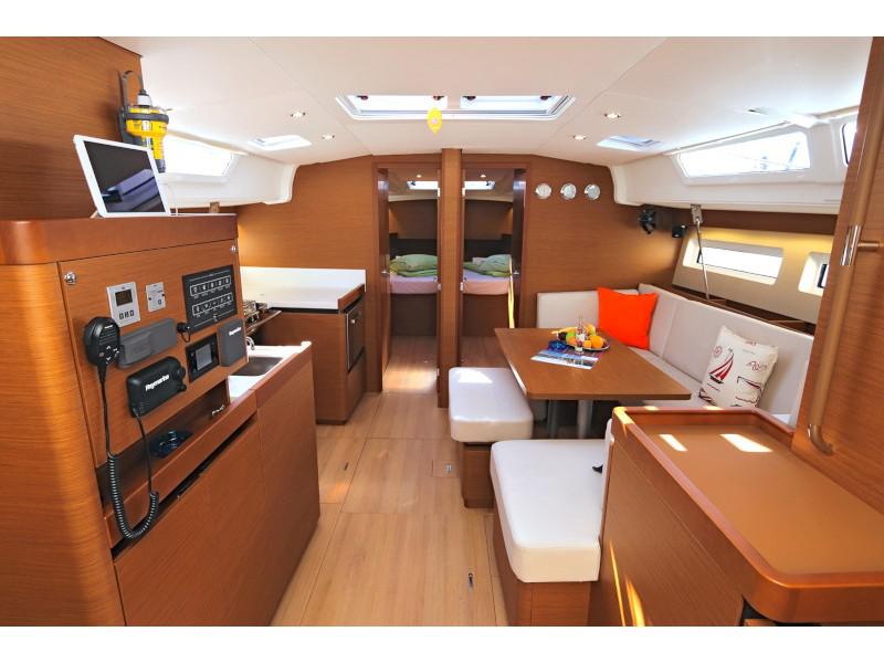 Book yachts online - sailboat - Sun Odyssey 490 - Avra - rent