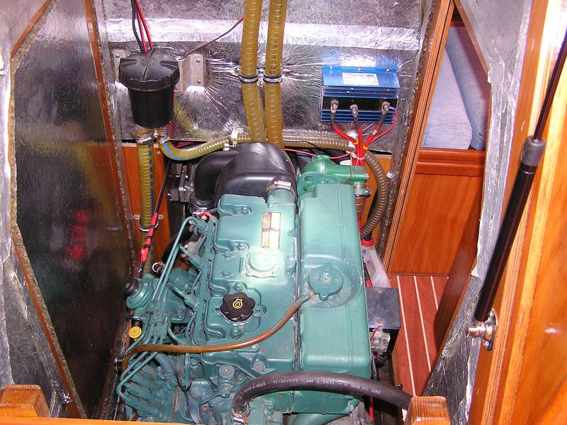 Book yachts online - sailboat - Bavaria 39 Cruiser - Julia - rent