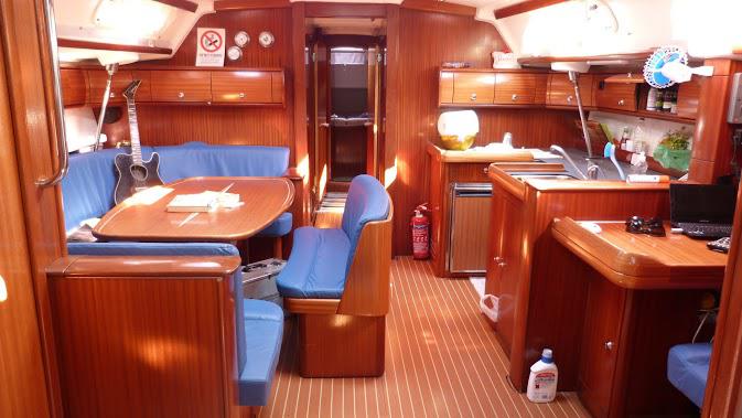 Book yachts online - sailboat - Bavaria 49 - Blue One - rent