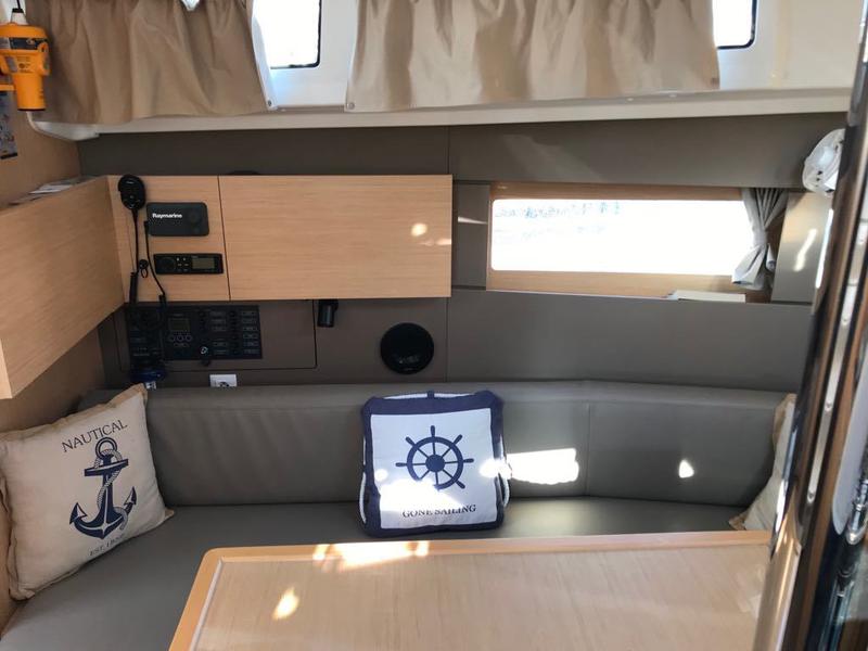 Book yachts online - sailboat - Oceanis 38.1 - Elisa - rent