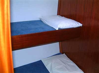 Book yachts online - sailboat - Bavaria 44 - Apollon - rent