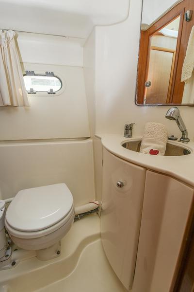 Book yachts online - motorboat - Prestige 32 - Kazan I - rent