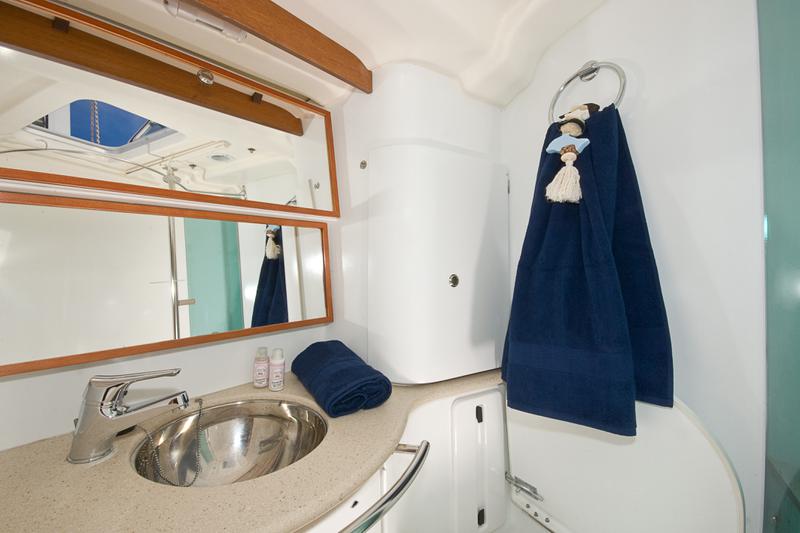 Book yachts online - sailboat - Sun Odyssey 54DS - my way - rent