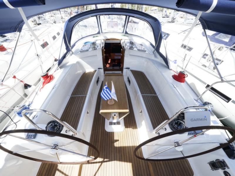 Book yachts online - sailboat - Bavaria 43 Cruiser - no name - rent