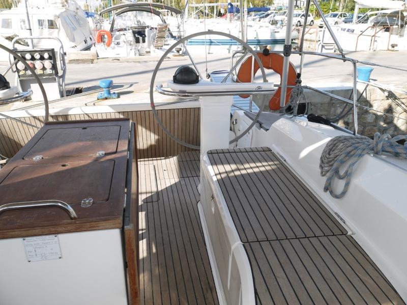 Book yachts online - sailboat - Bavaria 45 Cruiser - Messalina - rent