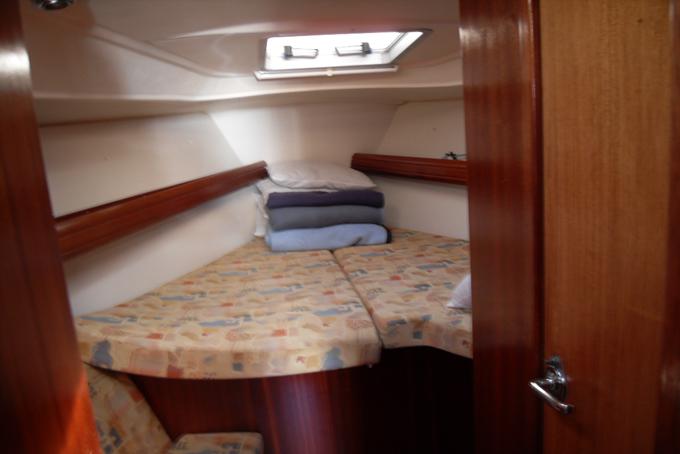 Book yachts online - sailboat - Bavaria 40 - Salty Baby - rent