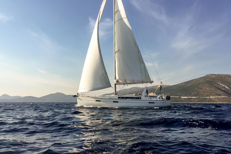Book yachts online - sailboat - Oceanis 45 (4 cabs) - Slide - rent