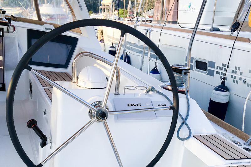 Book yachts online - sailboat - Oceanis 45 (4 cabs) - Mambo 1 - rent