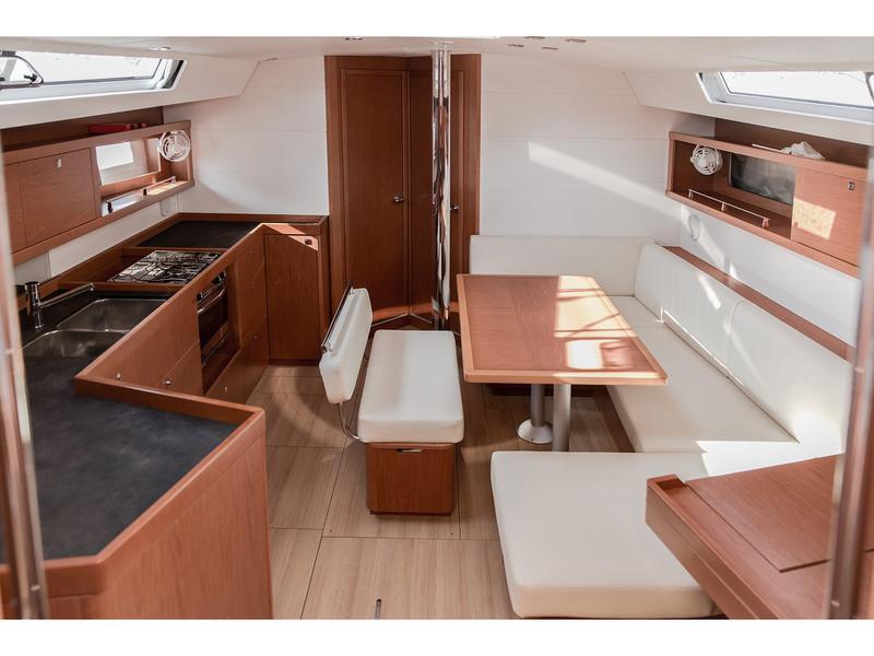 Book yachts online - sailboat - Oceanis 45 (4 cabs) - Soul - rent