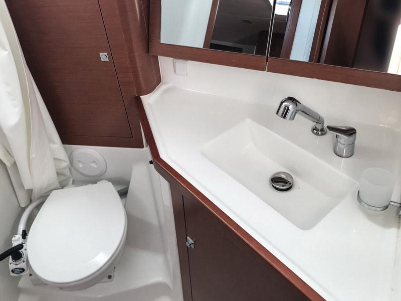 Book yachts online - sailboat - Oceanis 45 (4 cabs) - Foxtrot - rent