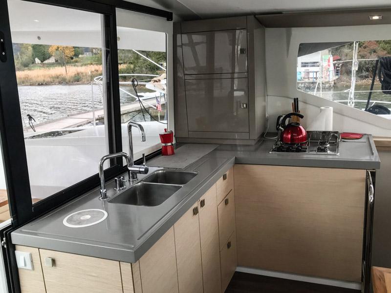 Book yachts online - catamaran - Lucia 40 - Mawimbi - rent