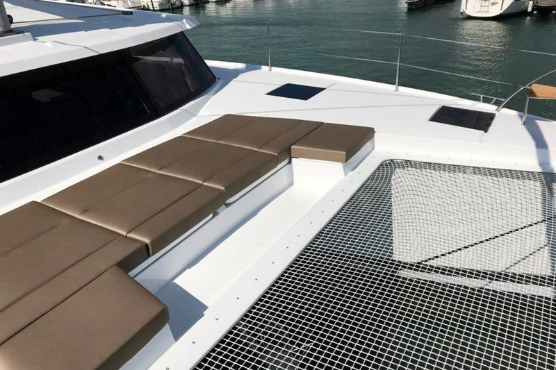 Book yachts online - catamaran - Astréa 42 - Wave - rent