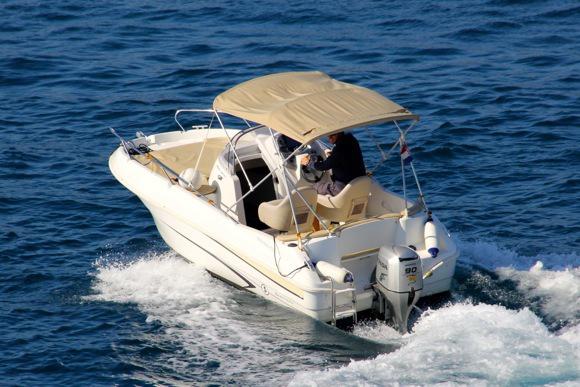 Book yachts online - motorboat - Beneteau Flyer 550 SD - Beneteau Flyer 550 - rent