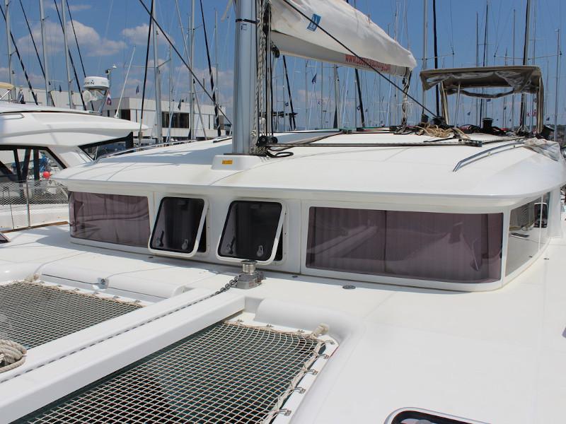 Book yachts online - catamaran - Lagoon 400 S2 - NN - rent