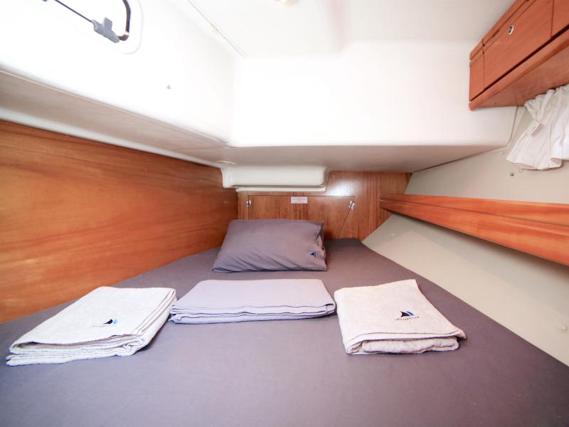 Book yachts online - sailboat - Bavaria 42 Cruiser - Sail Artun - rent