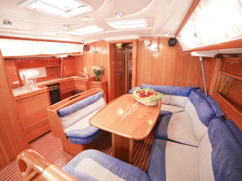 Book yachts online - sailboat - Bavaria 46 Cruiser - Sail Pollux - rent