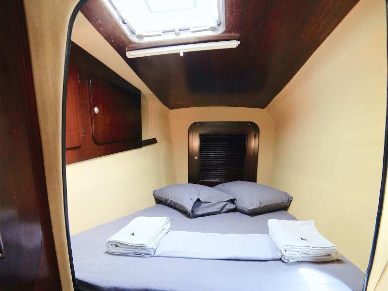 Book yachts online - catamaran - Athena 38 - Sail Ankaa - rent