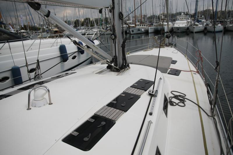 Book yachts online - sailboat - Bavaria 55 Cruiser - Iris III - rent