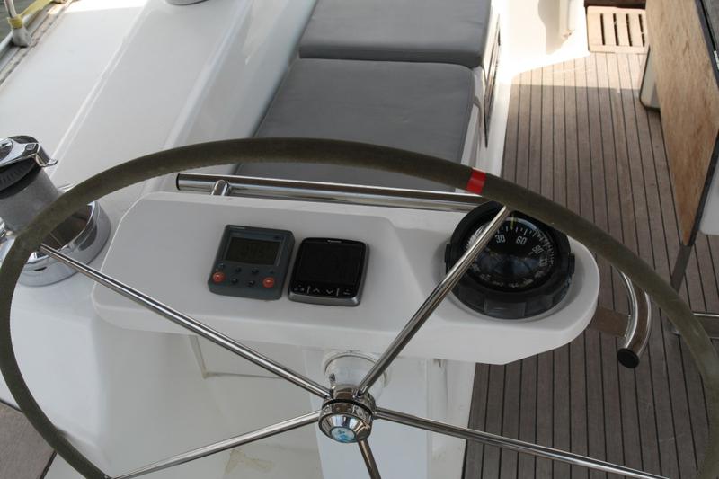 Book yachts online - sailboat - Bavaria 55 Cruiser - Iris III - rent