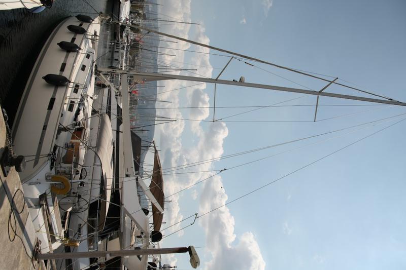 Book yachts online - sailboat - Bavaria 55 Cruiser - Iris III - rent