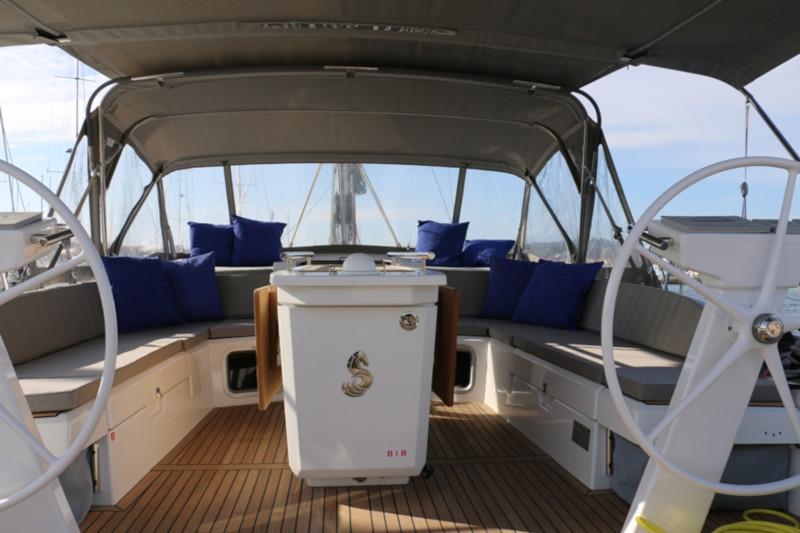 Book yachts online - sailboat - Oceanis 51.1 First Line - Pisces - rent
