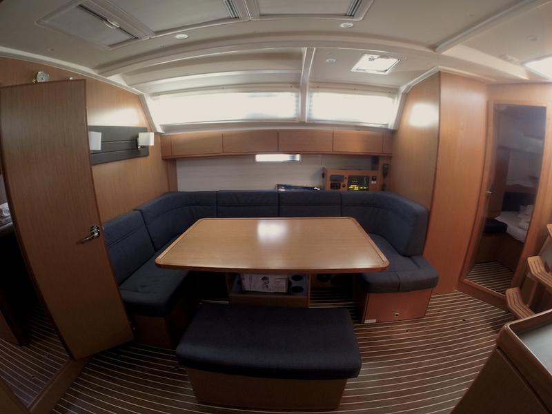 Book yachts online - sailboat - Bavaria Cruiser 46 - Eurydika - rent