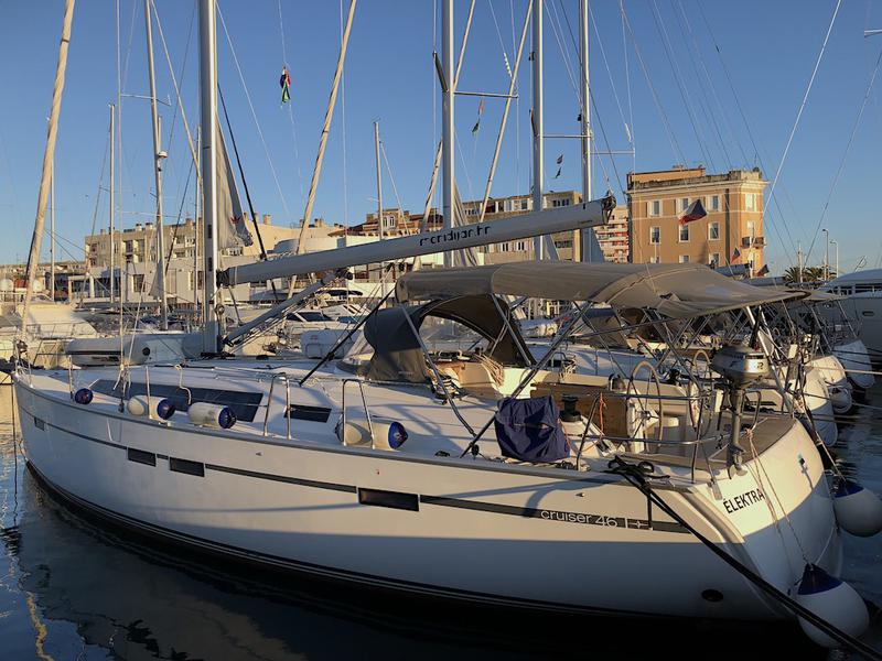 Book yachts online - sailboat - Bavaria Cruiser 46 - Elektra - rent