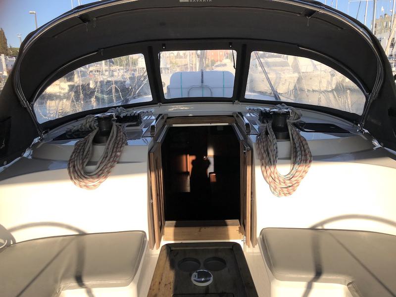 Book yachts online - sailboat - Bavaria Cruiser 46 - Elektra - rent