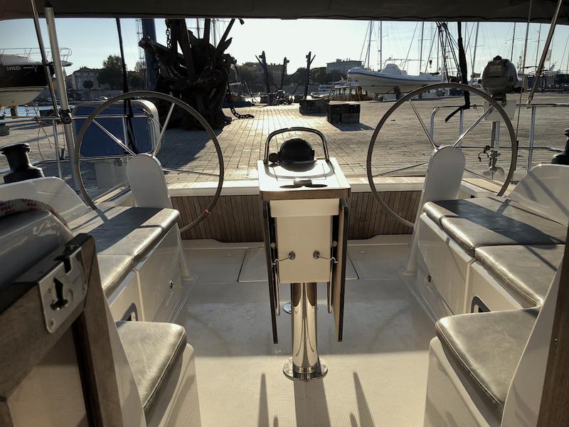 Book yachts online - sailboat - Bavaria Cruiser 46 - Elektra - rent