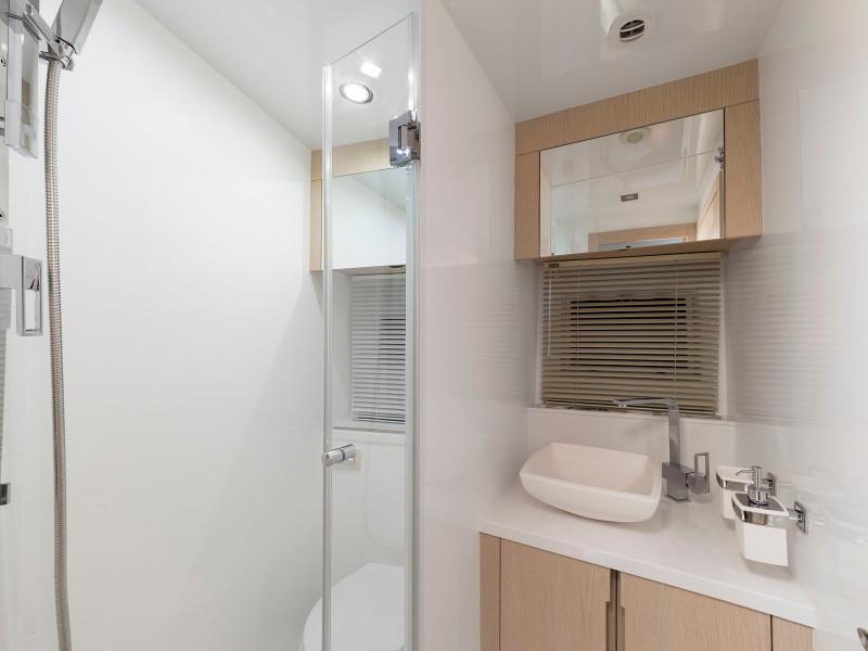 Book yachts online - motorboat - Galeon 460 Fly - SAHARA - rent