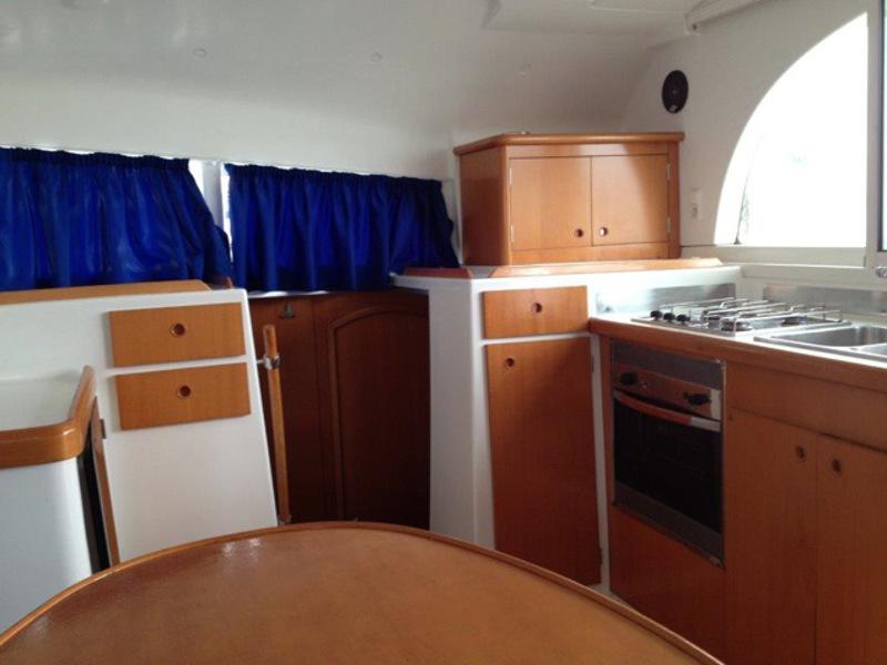 Book yachts online - catamaran - Lagoon 380 S2 - MARELLA - rent
