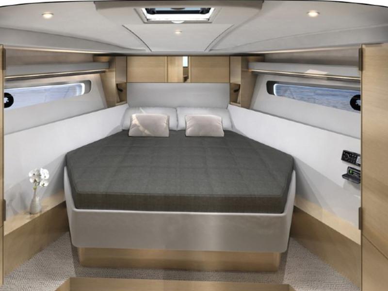 Book yachts online - motorboat - Bavaria 400 Coupe - SALUKA - rent