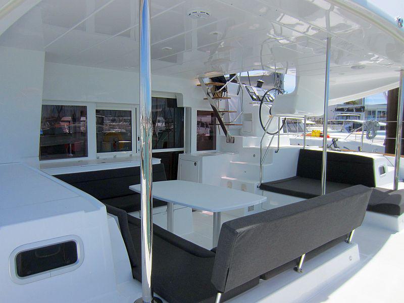 Book yachts online - catamaran - Lagoon 450 S - Anabella - rent