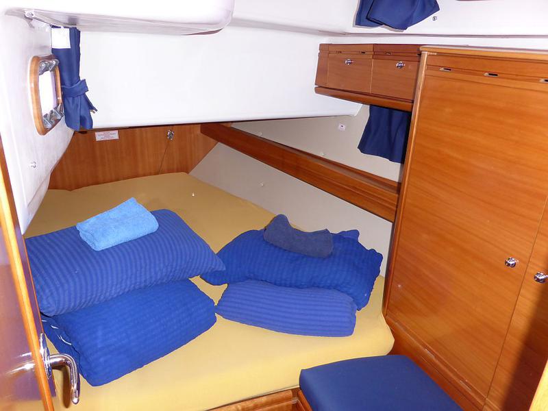 Book yachts online - sailboat - Bavaria  46 Cruiser - Ariana - rent