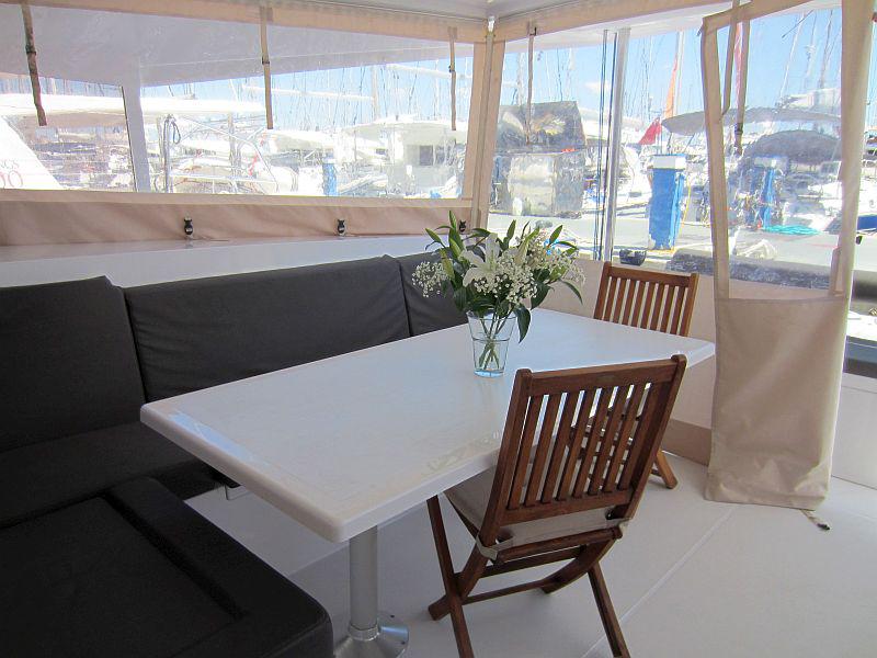 Book yachts online - catamaran - Nautitech Open 40 - Amara - rent