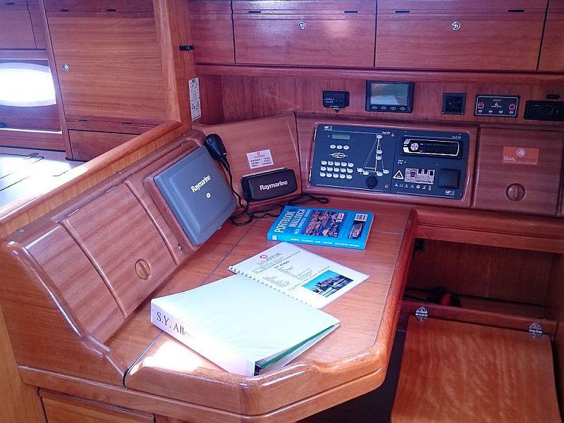 Book yachts online - sailboat - Bavaria 50 Cruiser - Allegra - rent