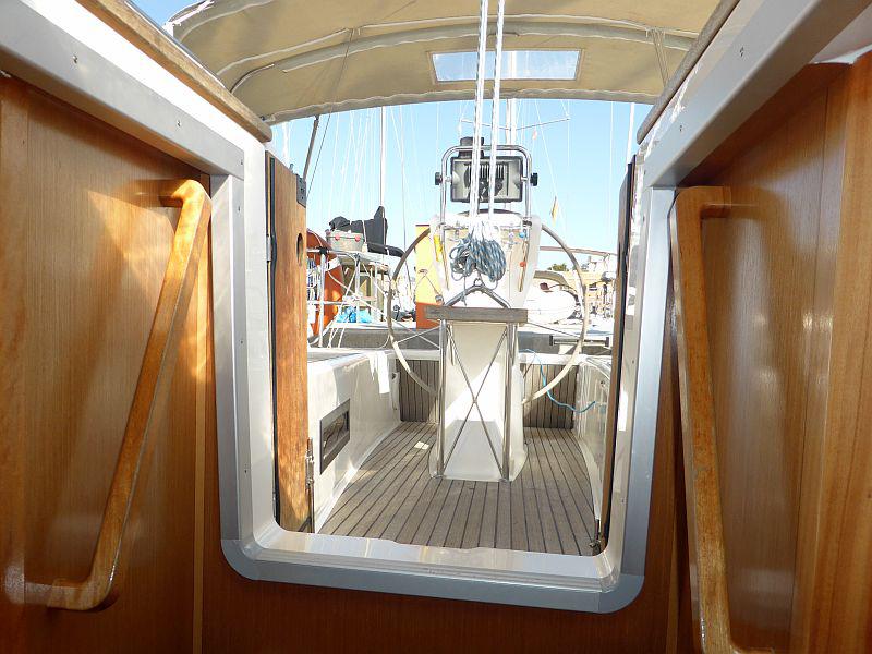 Book yachts online - sailboat - Bavaria Cruiser 32 - Nenita - rent