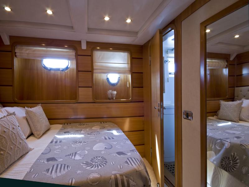 Book yachts online - motorboat - Motoryacht Azmim - Azmim - rent