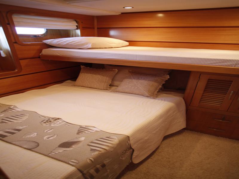 Book yachts online - motorboat - Motoryacht Azmim - Azmim - rent