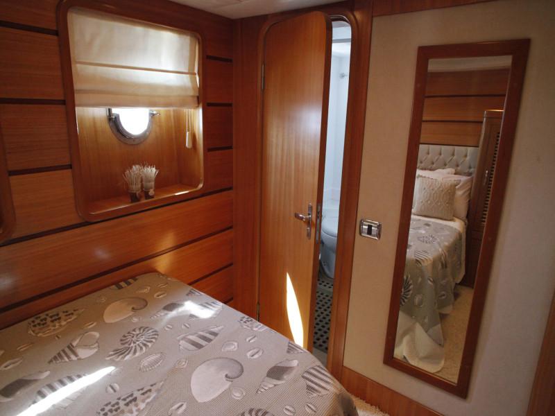 Book yachts online - motorboat - Motoryacht Azmim - Azmim - rent